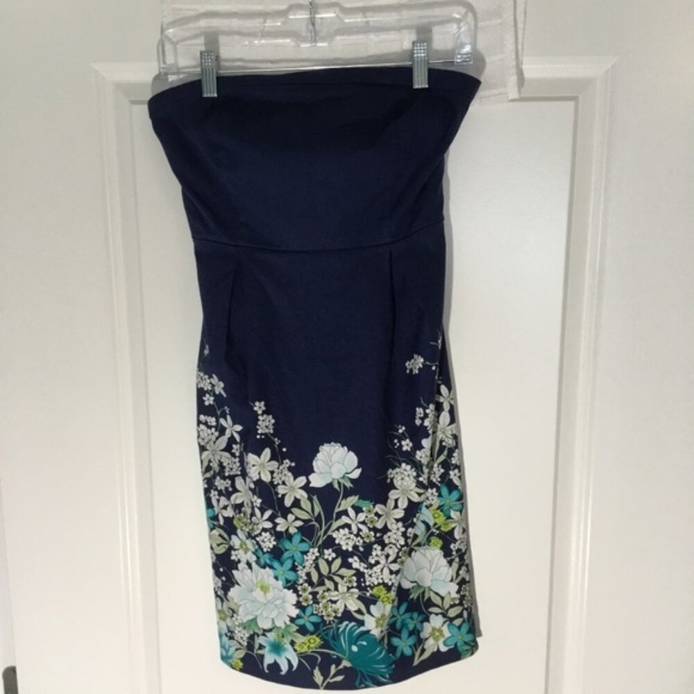 Old Navy Ladies Strapless Summer Floral  Dress  Blue/ White/Green Size 6